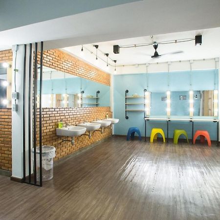 Vestique Hostel Chiang Mai Zewnętrze zdjęcie