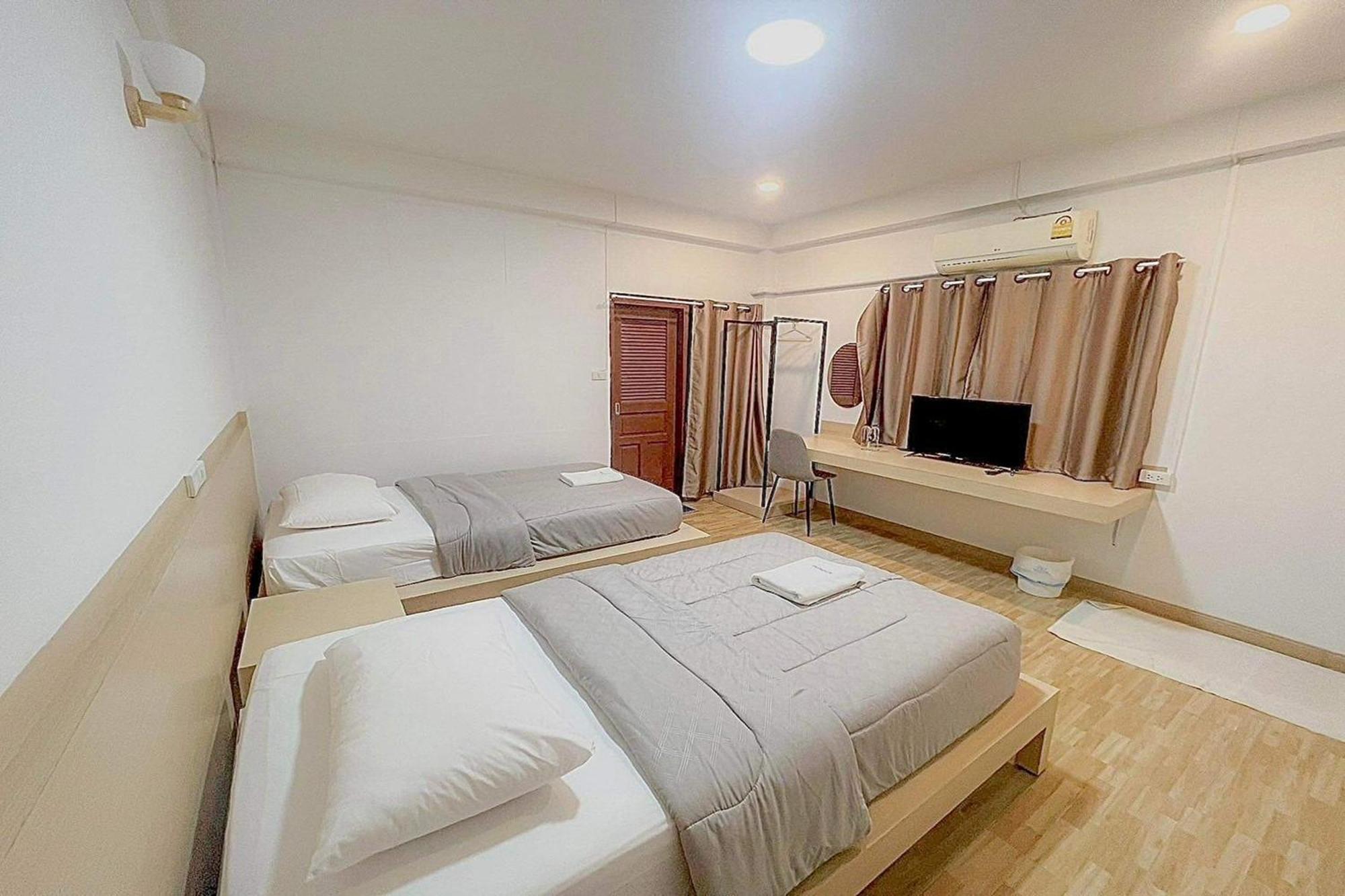 Vestique Hostel Chiang Mai Zewnętrze zdjęcie