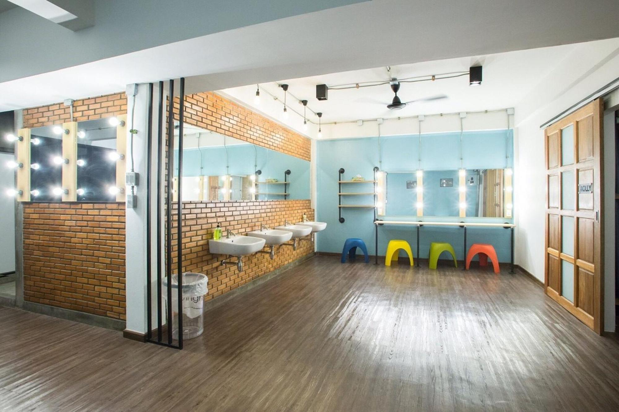 Vestique Hostel Chiang Mai Zewnętrze zdjęcie
