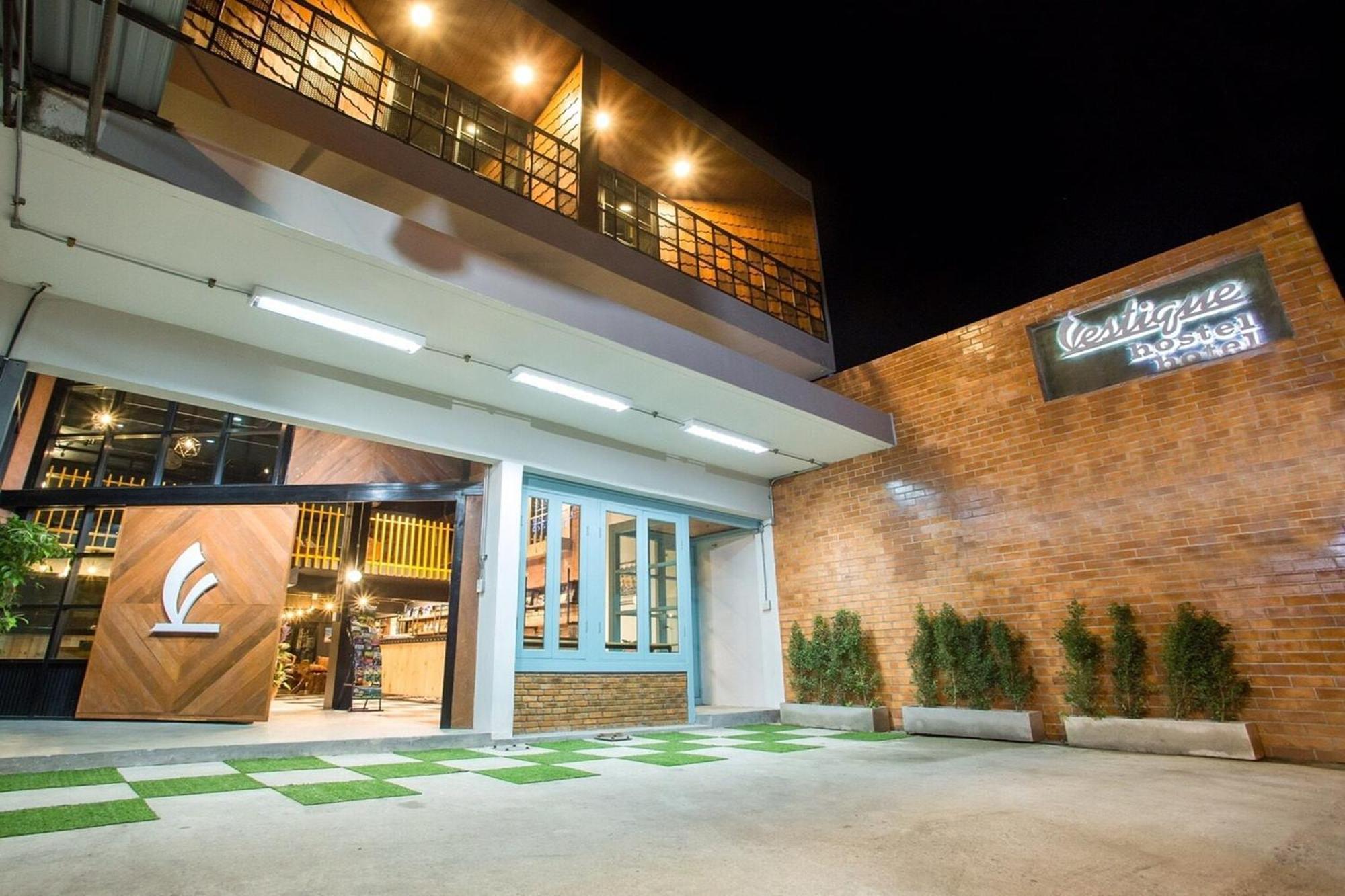 Vestique Hostel Chiang Mai Zewnętrze zdjęcie