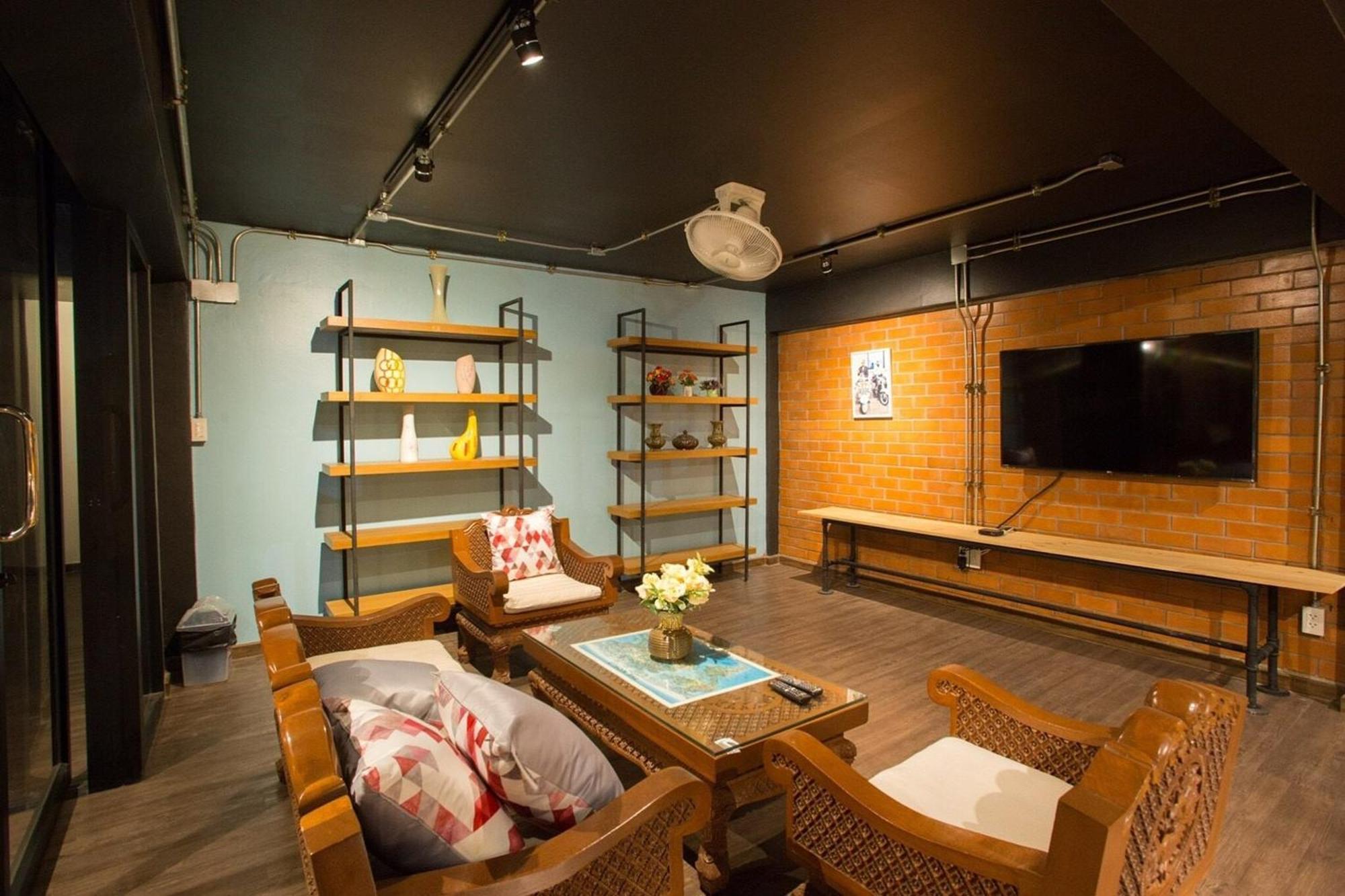 Vestique Hostel Chiang Mai Zewnętrze zdjęcie