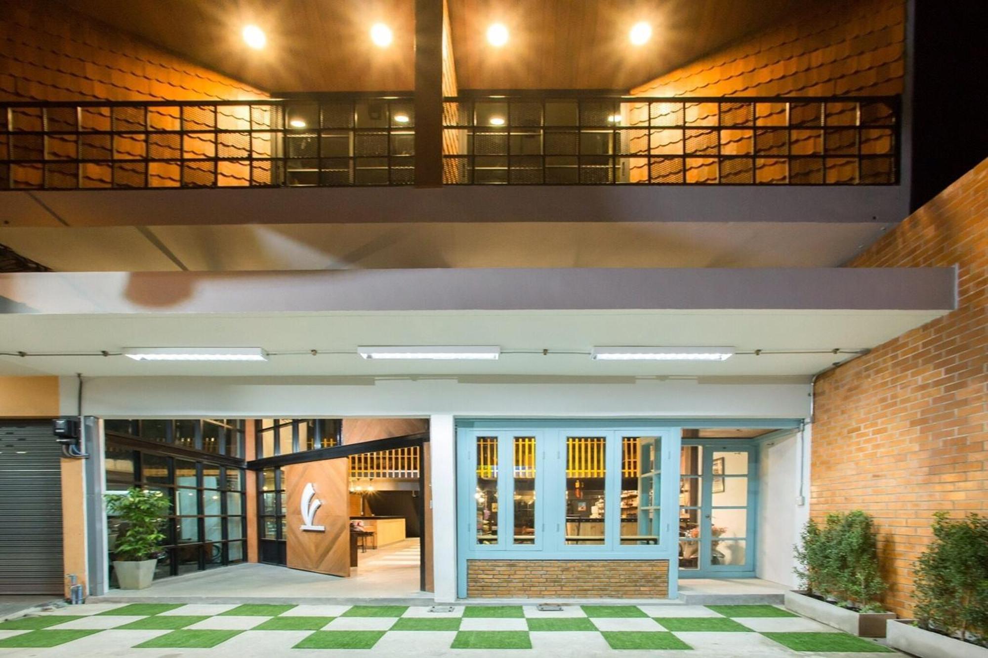Vestique Hostel Chiang Mai Zewnętrze zdjęcie